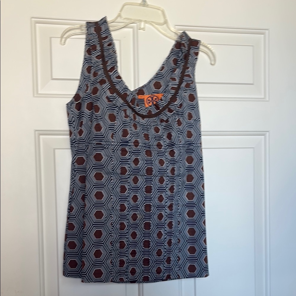 Geometric Patterned Sleeveless Top - Black and Brown